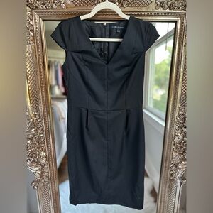 Brooks Brothers Black Wool Cap Sleeve V Neck Dress Size 2
